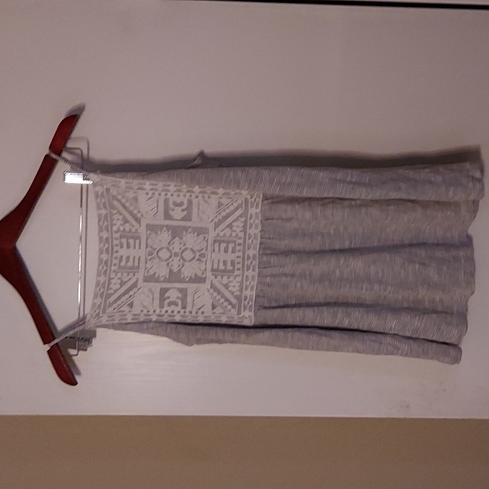 Old Navy Tank M
